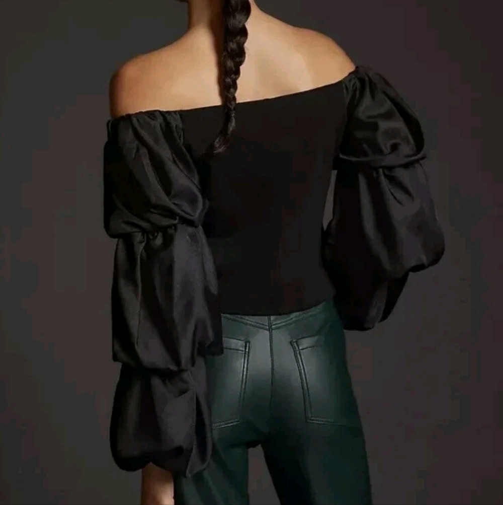 Anthropologie Sunday In Brooklyn Off Shoulder Tiered Puff Sleeve Top NWT S Small - Picture 3 of 9